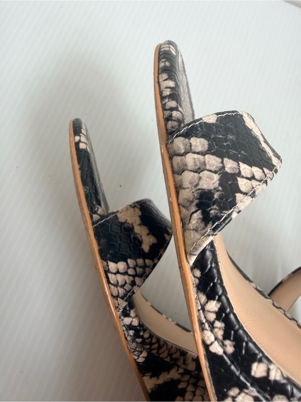STUART WEITZMAN Snake Ankle Strap Wedge 10 - Picture 9 of 9